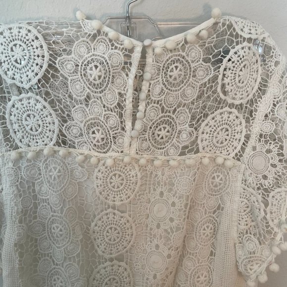 Tularosa Kennedy Top in Chalk - Picture 2 of 3